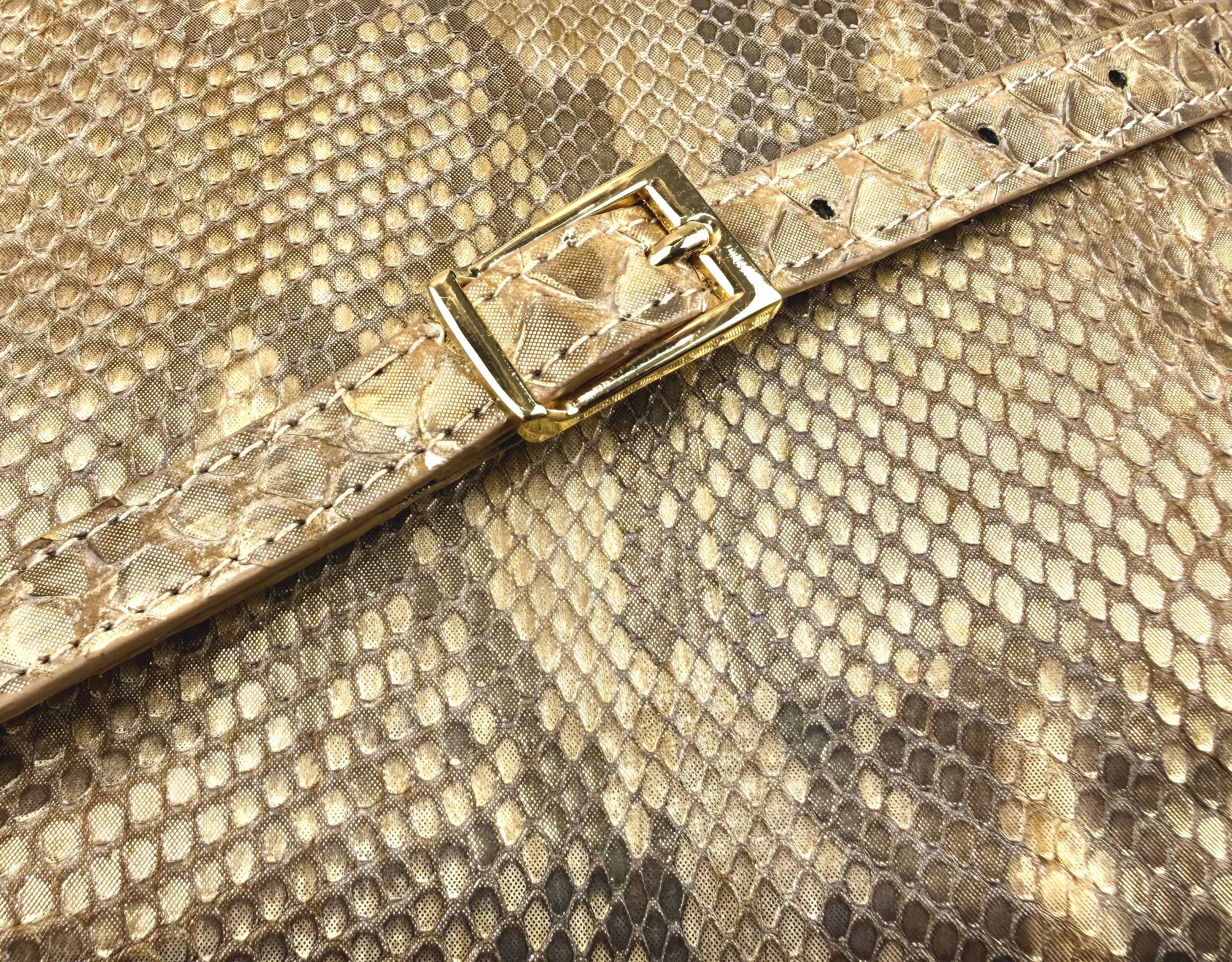 Saponetta Python Gold