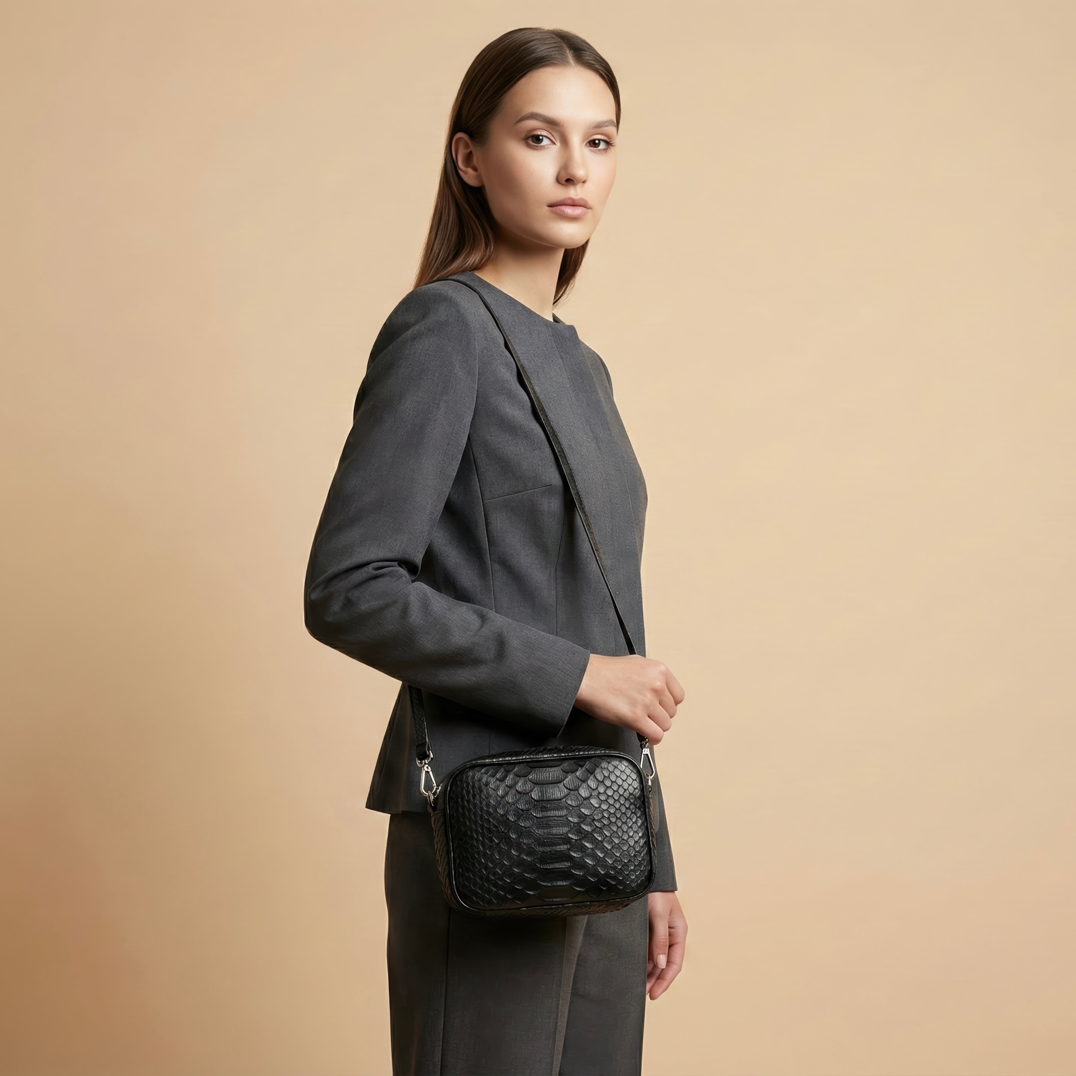 Saponetta Python Black