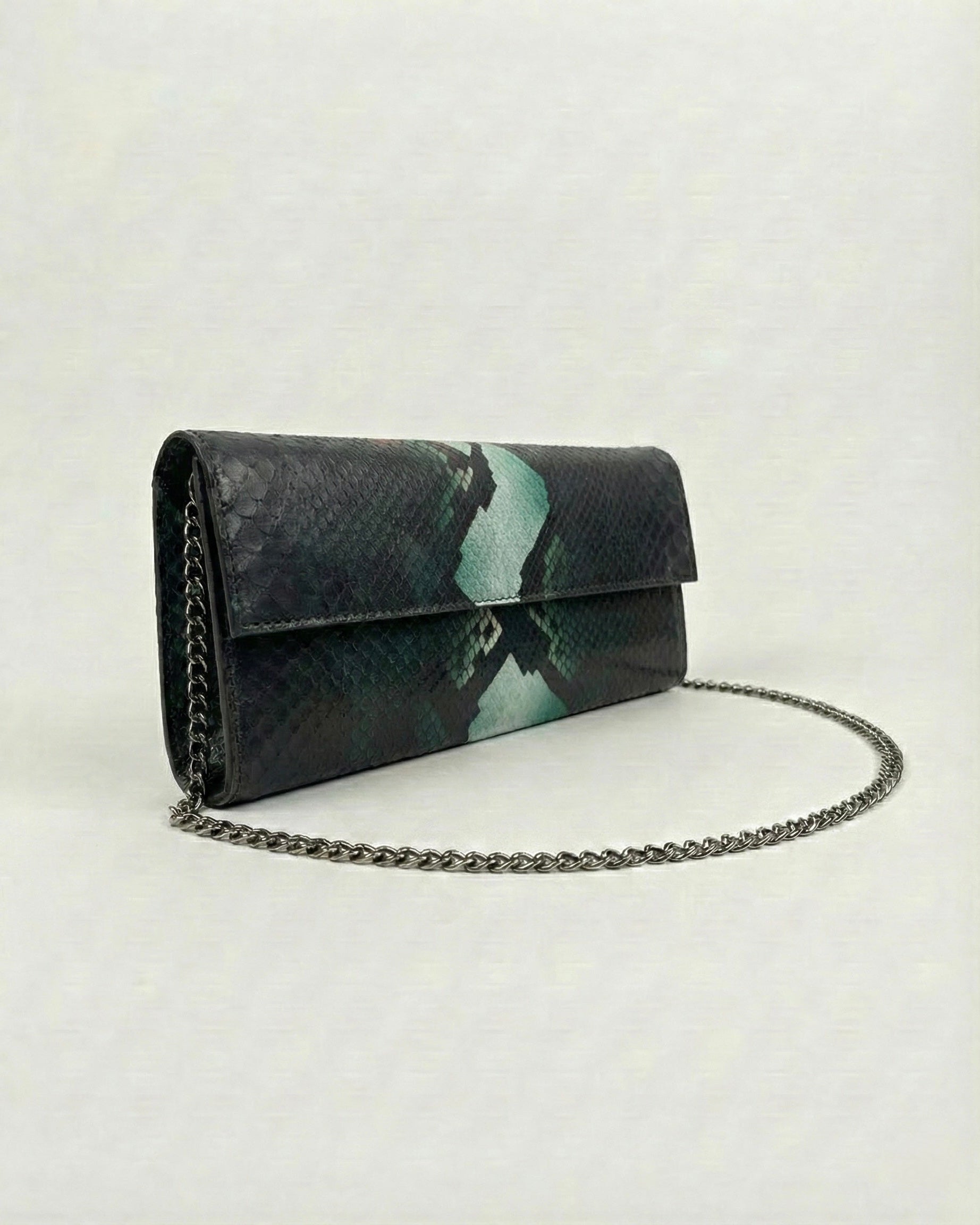 Short Clutch Green-Silver