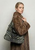 Petra Grande Fur Green Tiger