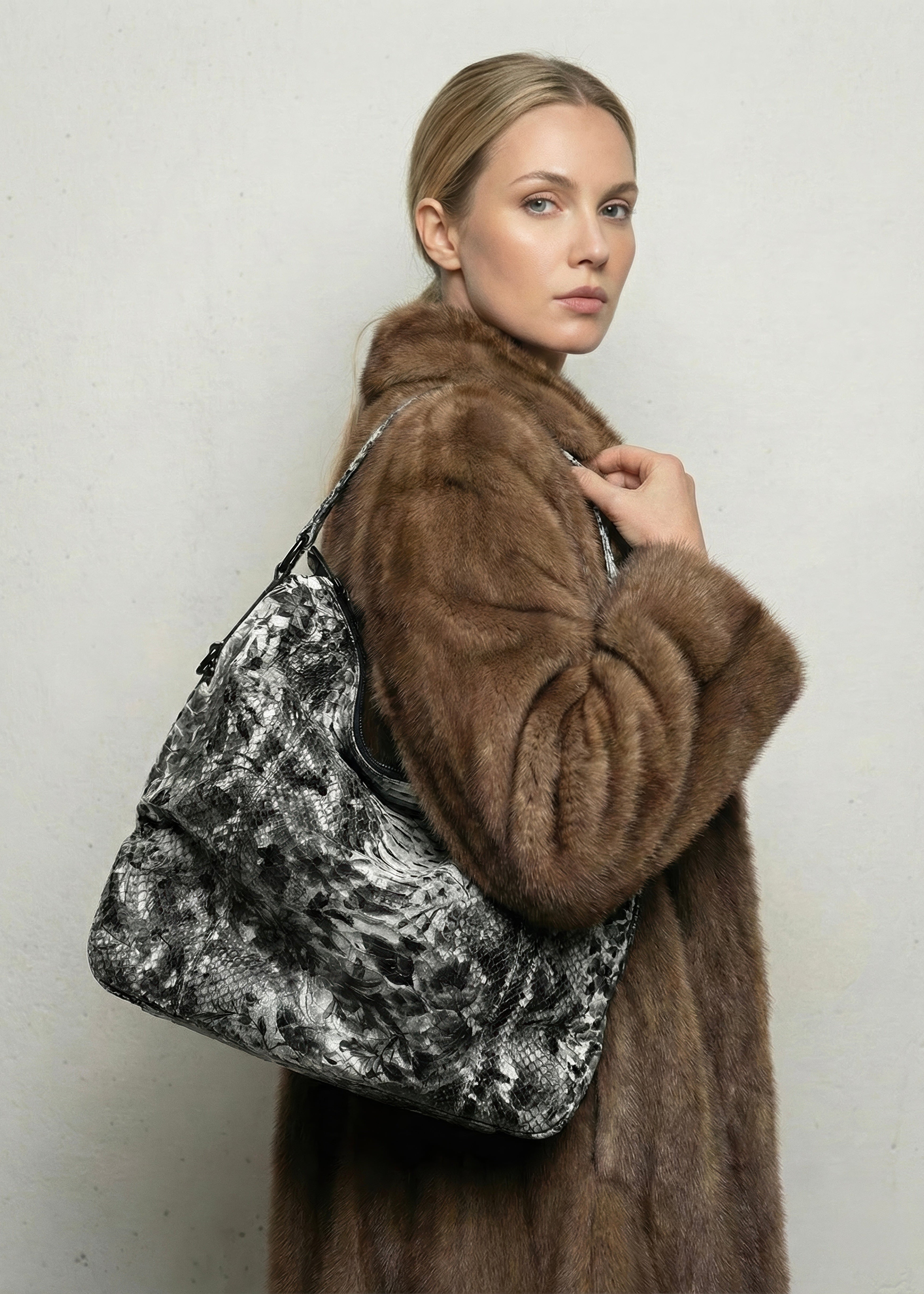 Petra Python Grey Flower