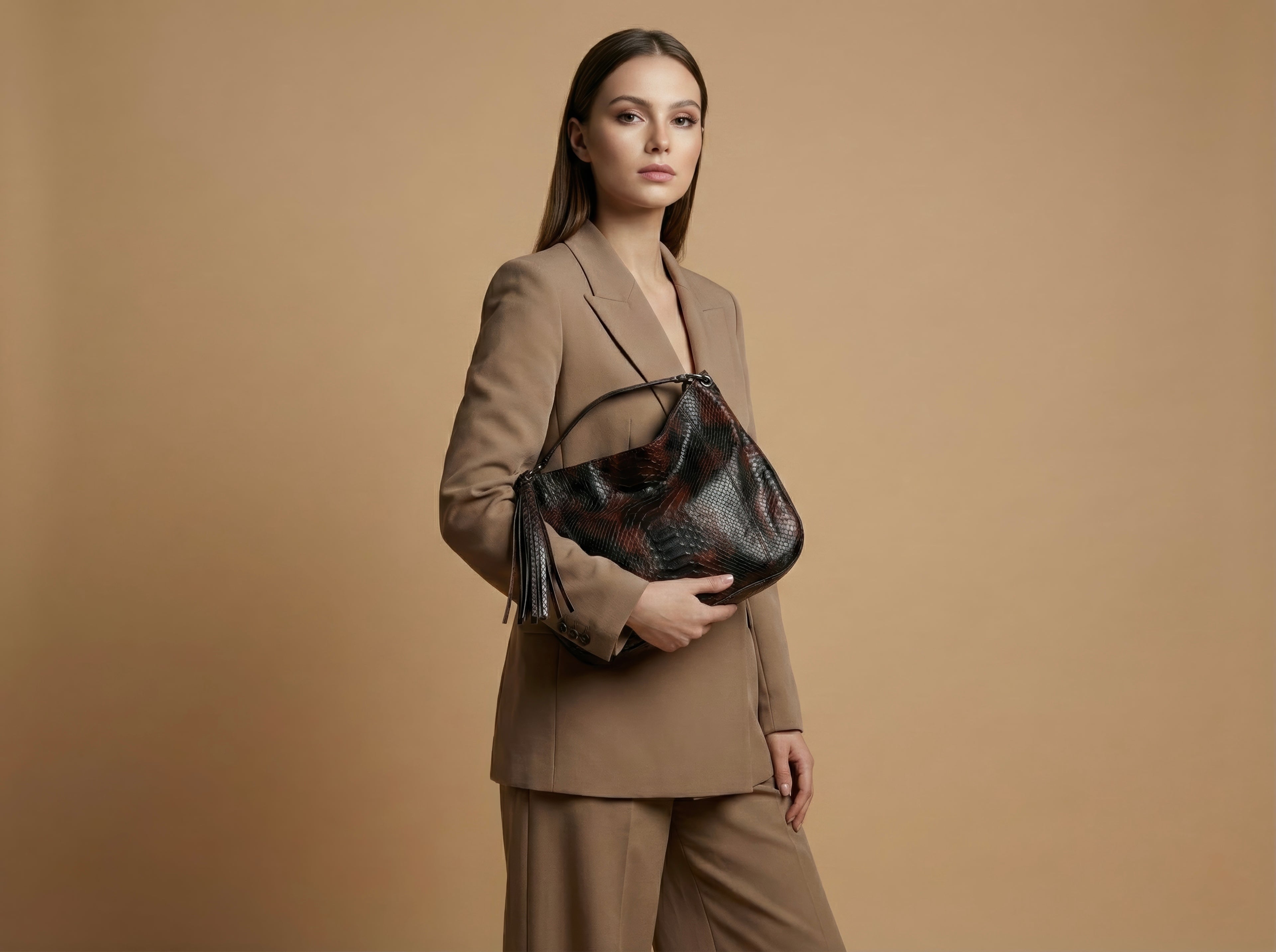 Coachanella Python Dark Red