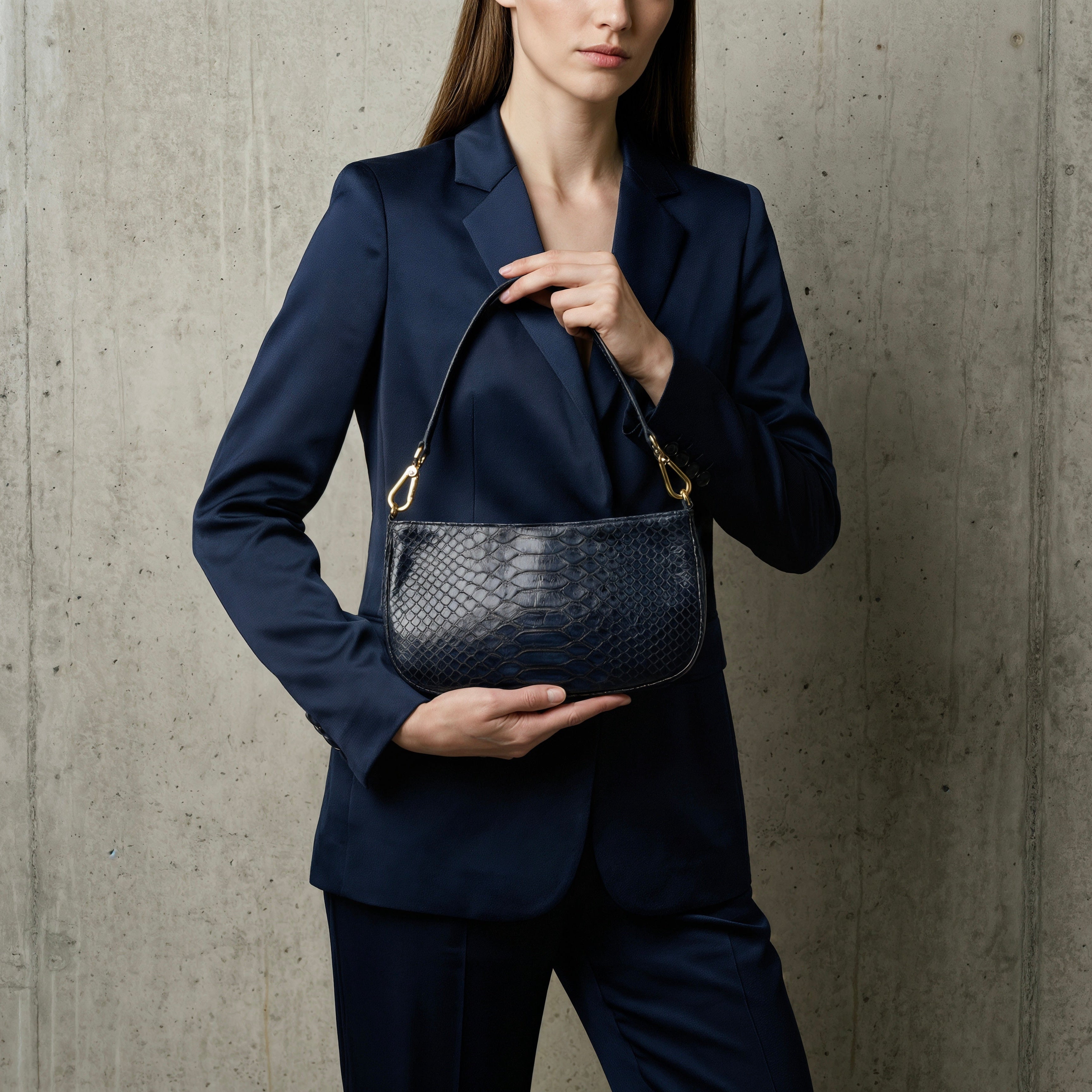 Baguette Python Blue