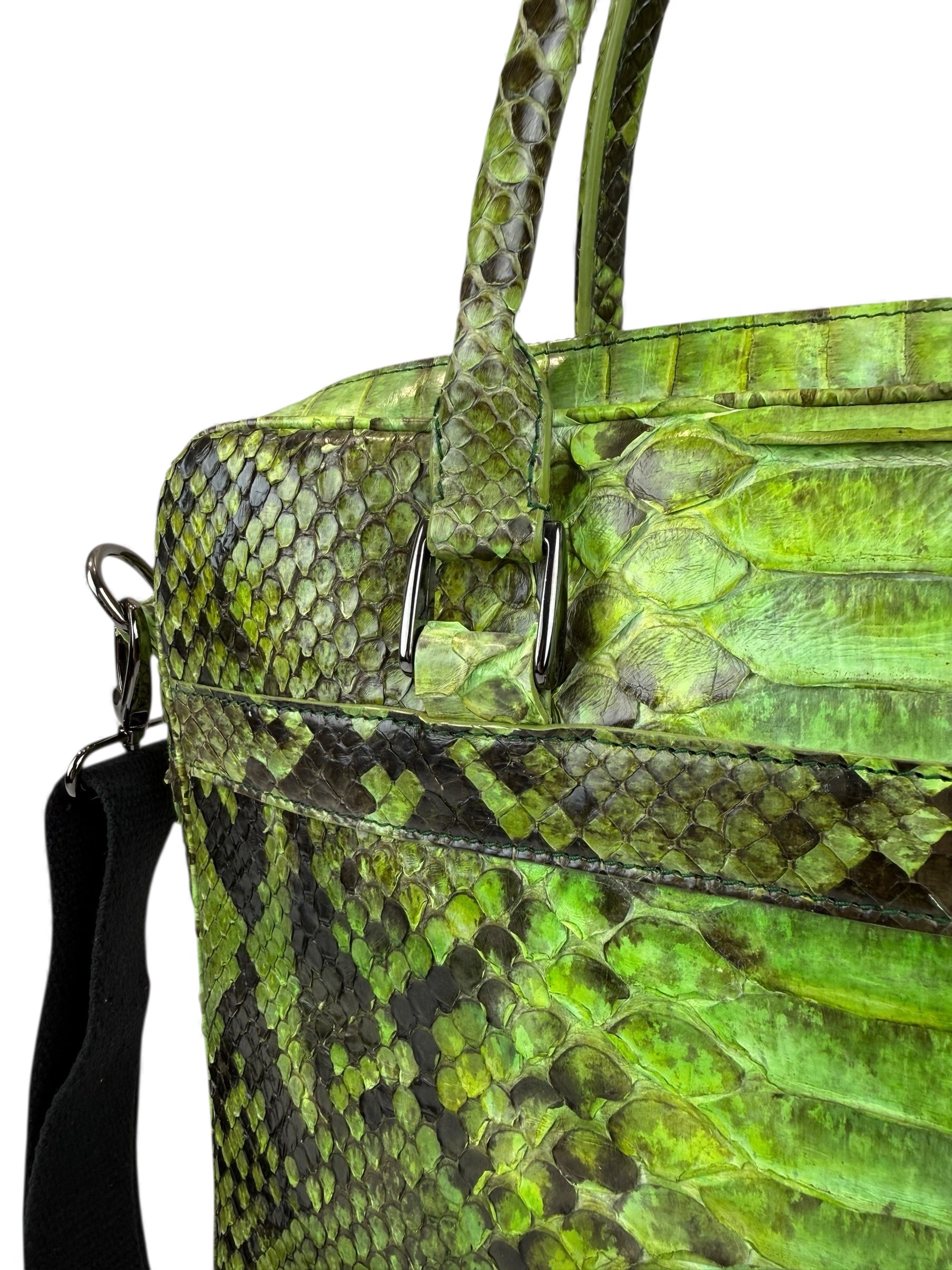 Business Python Green