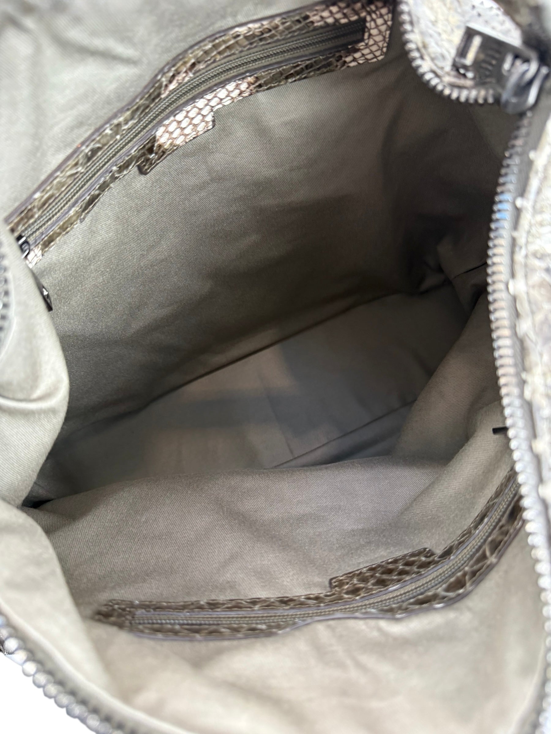 Petra Python Green-Sand