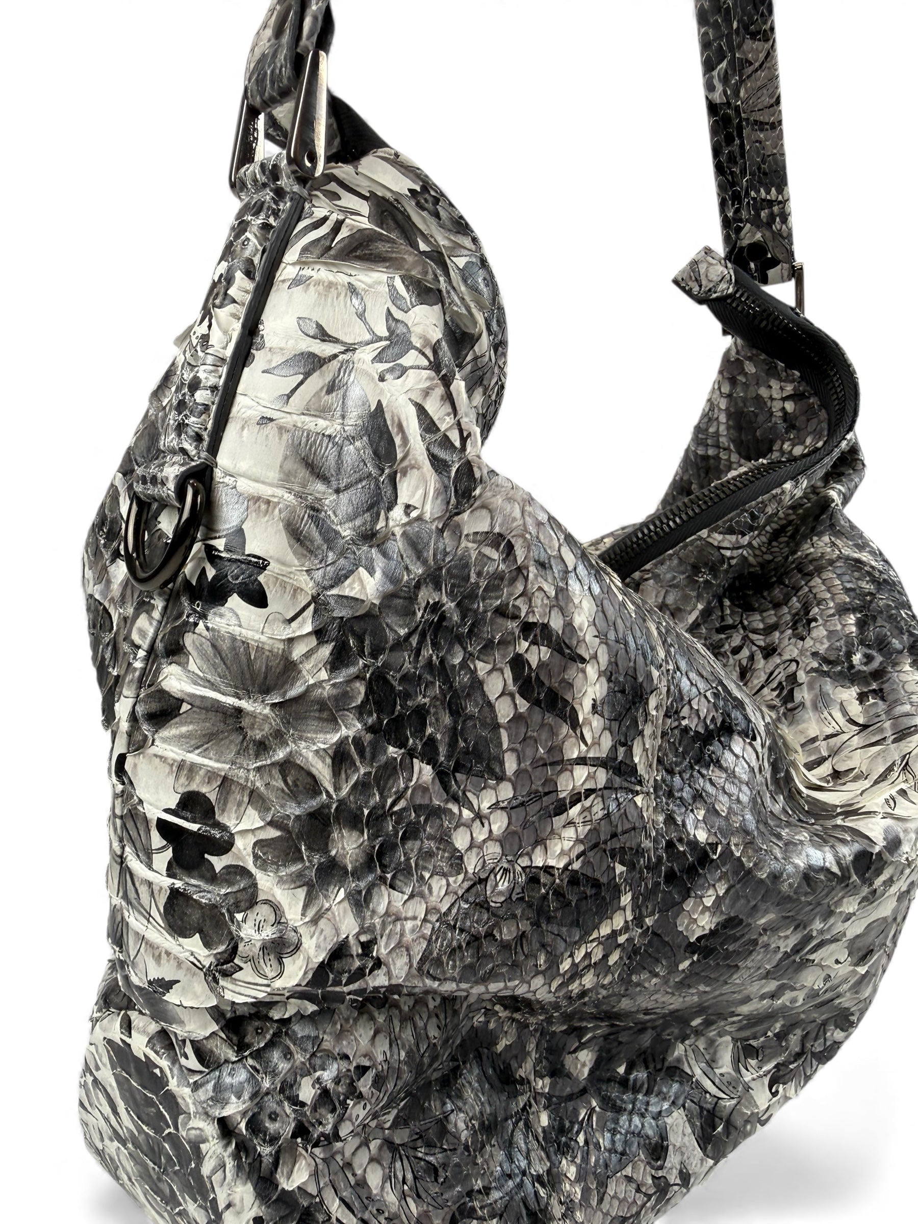 Petra Python Grey Flower